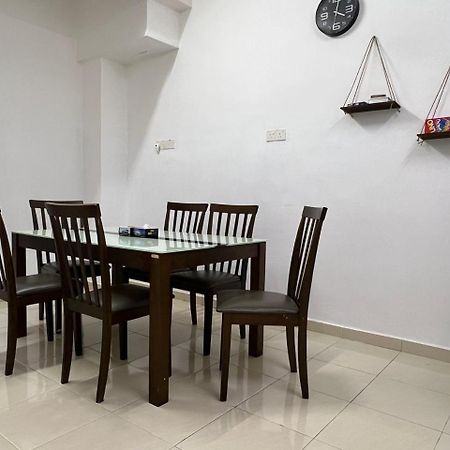 M Guest House2 Muar Exterior foto