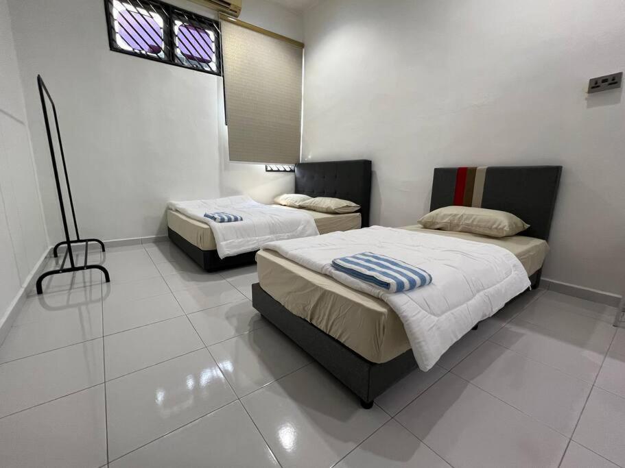 M Guest House2 Muar Exterior foto