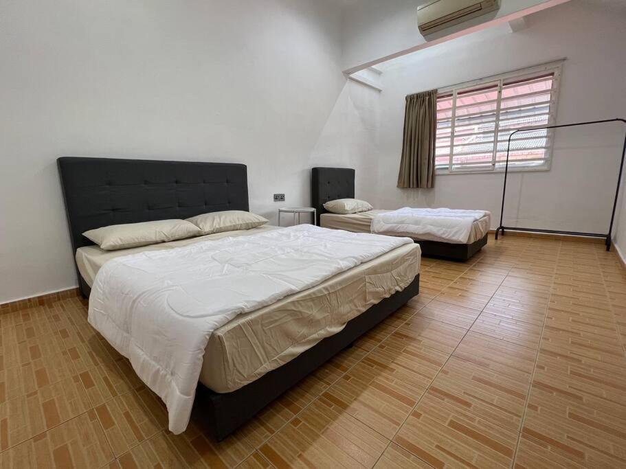 M Guest House2 Muar Exterior foto