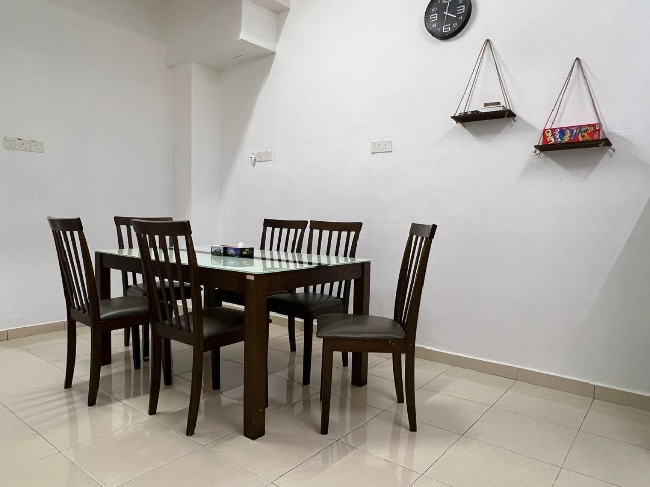 M Guest House2 Muar Exterior foto
